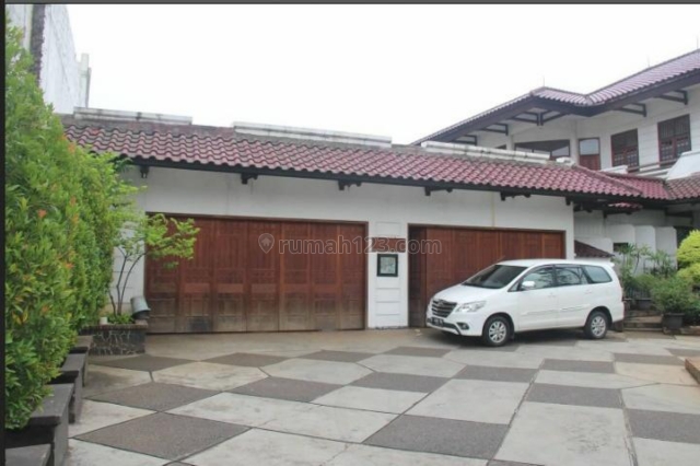 Rumah Puri Indah 2 Unit Gandeng, Puri Indah, Jakarta Barat