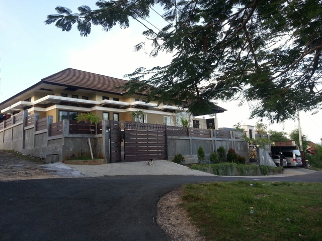 RUMAH UNGASAN (Li.Rf), Ungasan, Badung