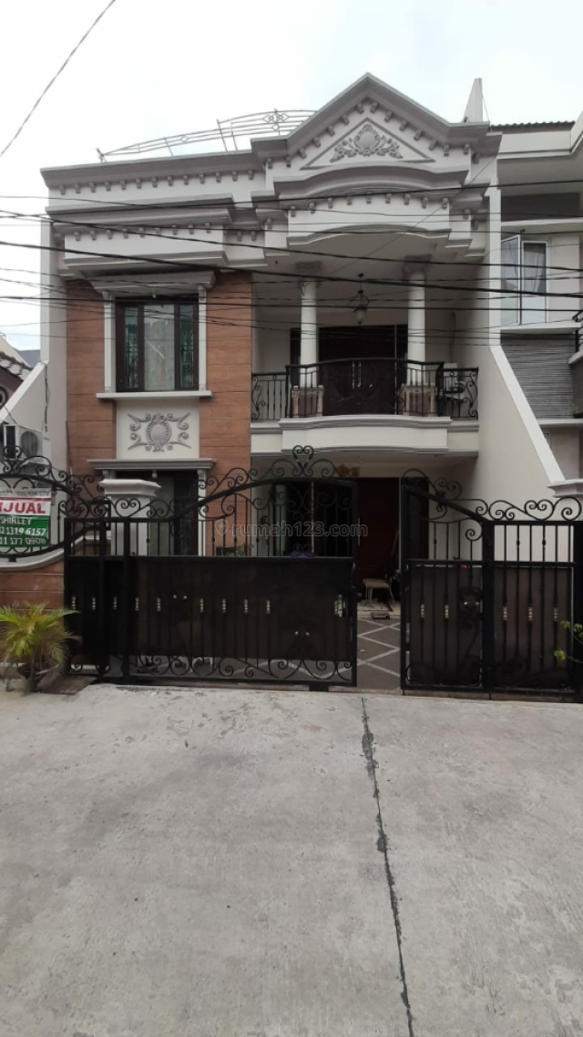 Rumah Cantik di Kelapa Gading, Kelapa Gading, Jakarta Utara