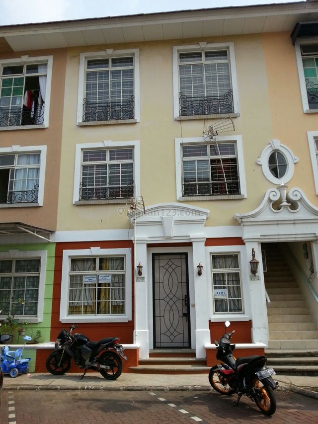 Disewakan Townhouse Taman Paris - Lippo Karawaci, Lippo Karawaci, Tangerang