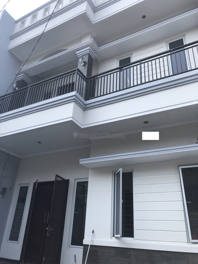 Rumah BRAND NEW Bagus di BCS , Bisa Nego, Kelapa Gading, Jakarta Utara
