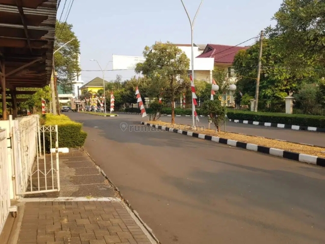 Rumah Asri di perumahan bumi karang indah lebak bulus., Lebak Bulus, Jakarta Selatan