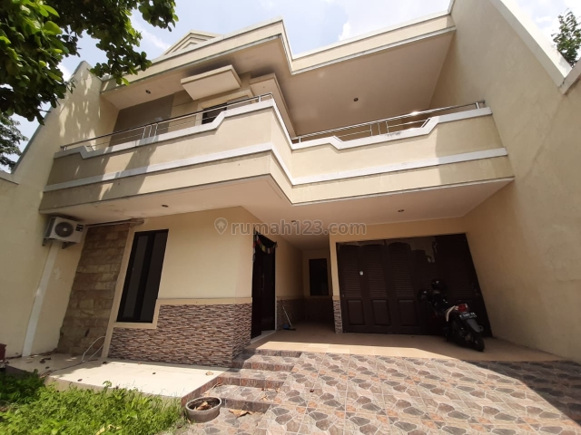 rumah siap huni ,ciamik, Dukuh Kupang, Surabaya