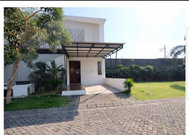 Rumah Dian Istana Moca Vrbana Semi Furnish, Wiyung, Surabaya