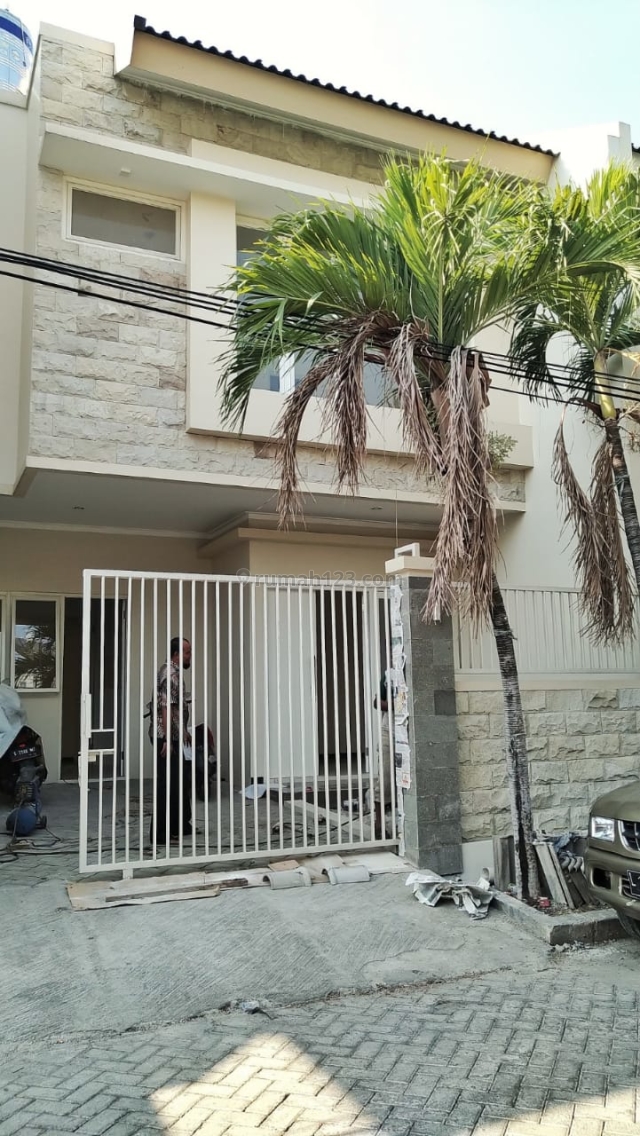 (BLRT) Rumah Baru Gress Manyar, Mulyorejo, Surabaya