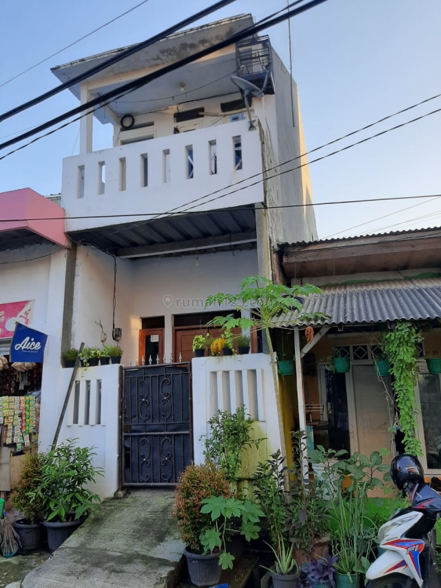 Rumah minimalis plus kontrakan 1 pintu di Semper!, Semper, Jakarta Utara