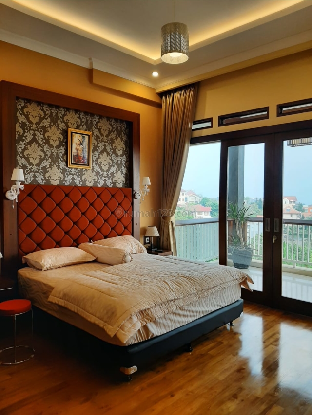 Rumah Murag Di Resor Dago Pakar Kota Bandung Jawa Barat, Dago, Bandung