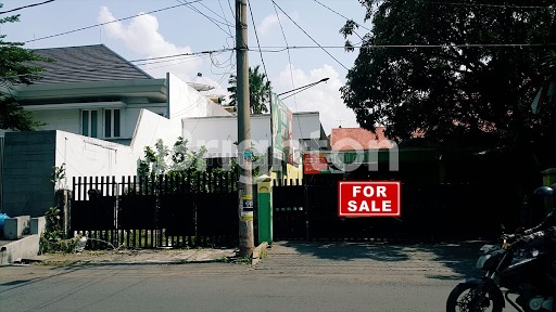 RUMAH + GUDANG JL.BALI, Gubeng, Surabaya