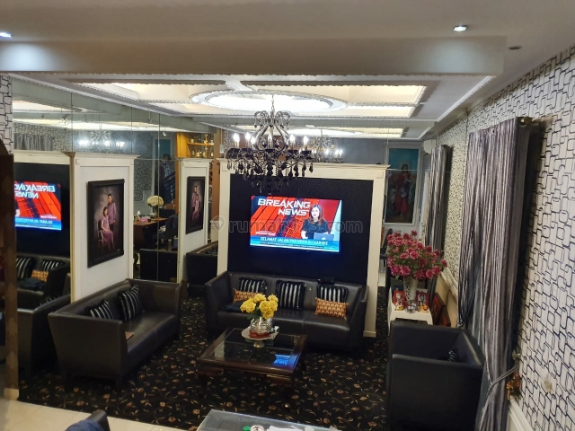 Rumah Mewah di Dalam Cluster Exclusive Kelapa Gading, Kelapa Gading, Jakarta Utara