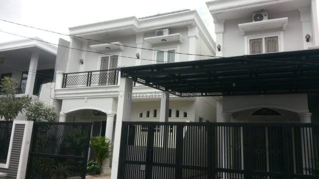 rumah minimalis di pejaten barat, Pejaten, Jakarta Selatan