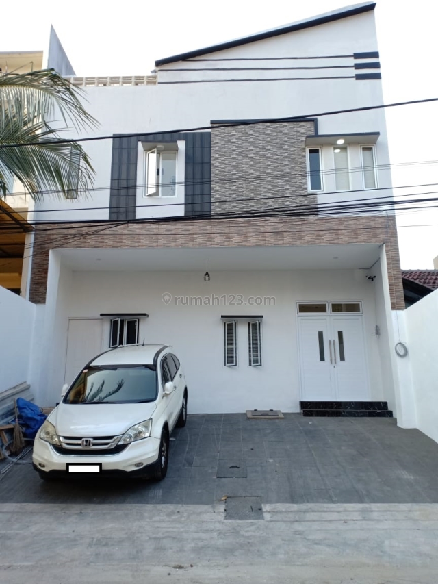 Rumah Cantik Siap Huni Kelapa Nias Luas 8x15, Kelapa Gading, Jakarta Utara