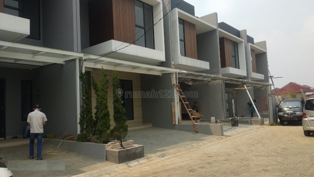 Sangat dekat dengan Bintaro Jaya sektor 7, Bintaro, Tangerang Selatan