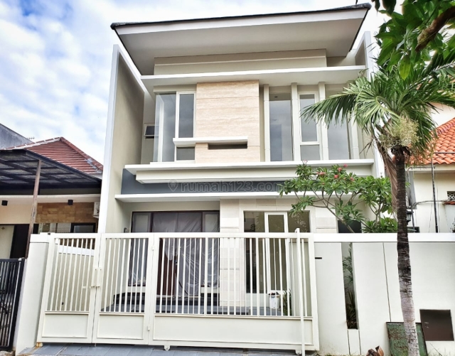 Taman Puspa Raya New Minimalis, Citraland, Surabaya