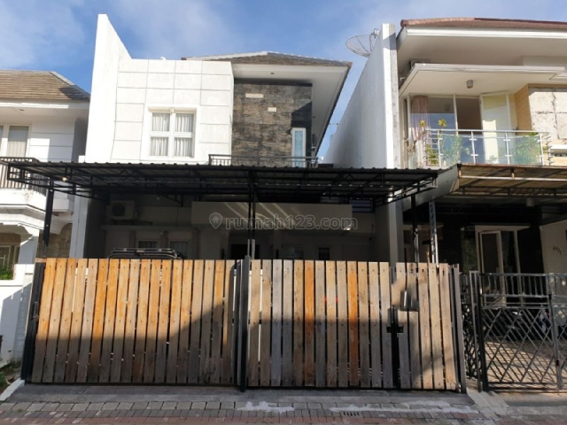 Rumah Florence Pakuwon City MINIMALIS, SIAP HUNI , ROW 3 MOBIL, Mulyorejo, Surabaya