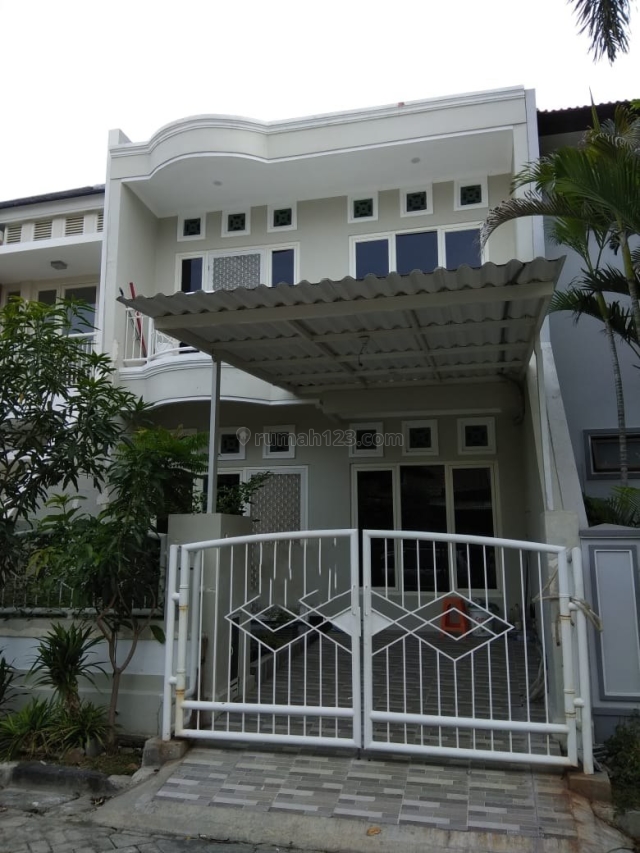 Rumah Taman Mutiara Pkuwon Cty, New, Minimalis, Semi Furnish, Mulyorejo, Surabaya
