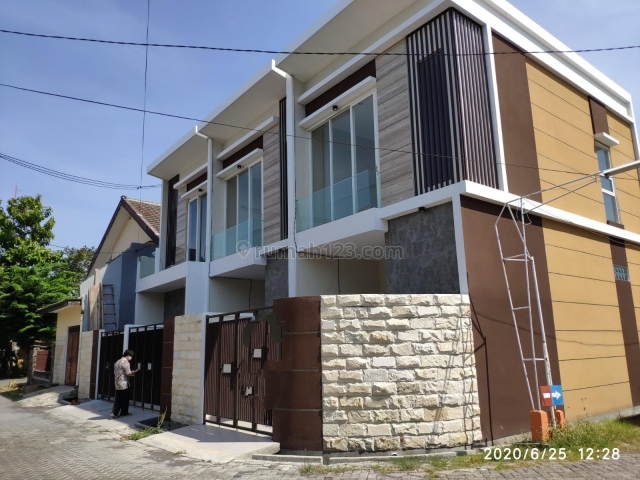 Baru Gress Rumah daerah Timur surabaya Sutorejo, Mulyosari, Surabaya