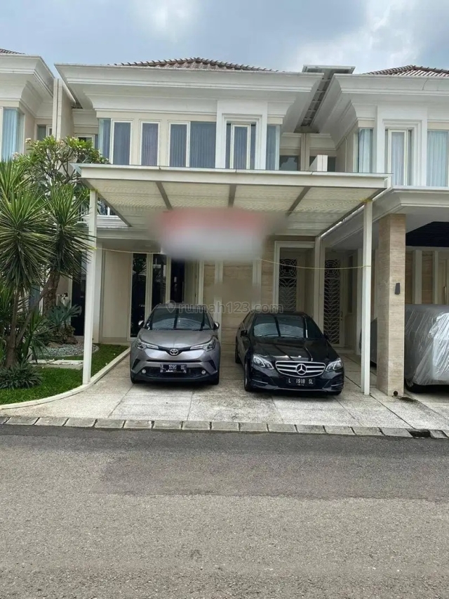 Rumah di Pakuwon Indah La Riz Wood, Sambikerep, Surabaya