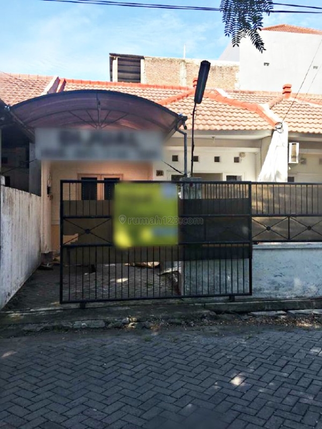 Rumah siap huni -Umsse Semolowaru Lokasi strategis pinggir jalan MERR, Sukolilo, Surabaya