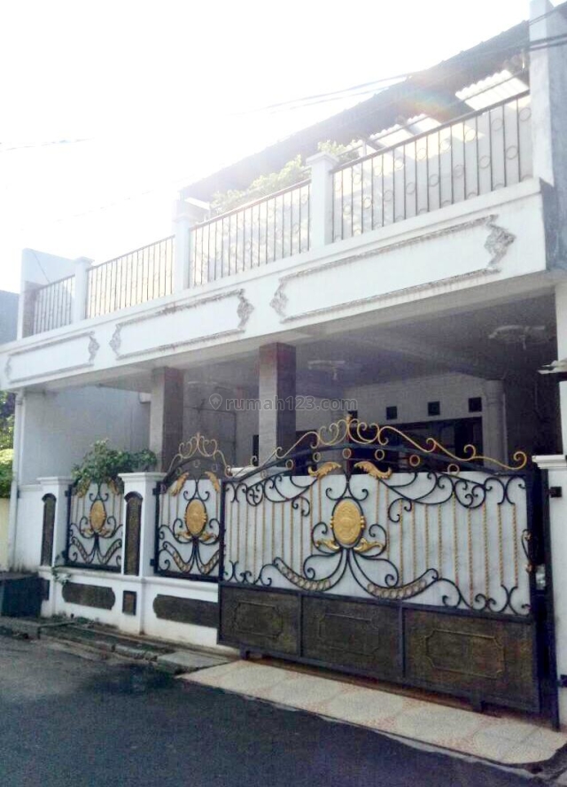 Rumah Cantik, Nyaman dan Siap Huni di Taman Pulo Gebang Jakarta Timur, Cakung, Jakarta Timur