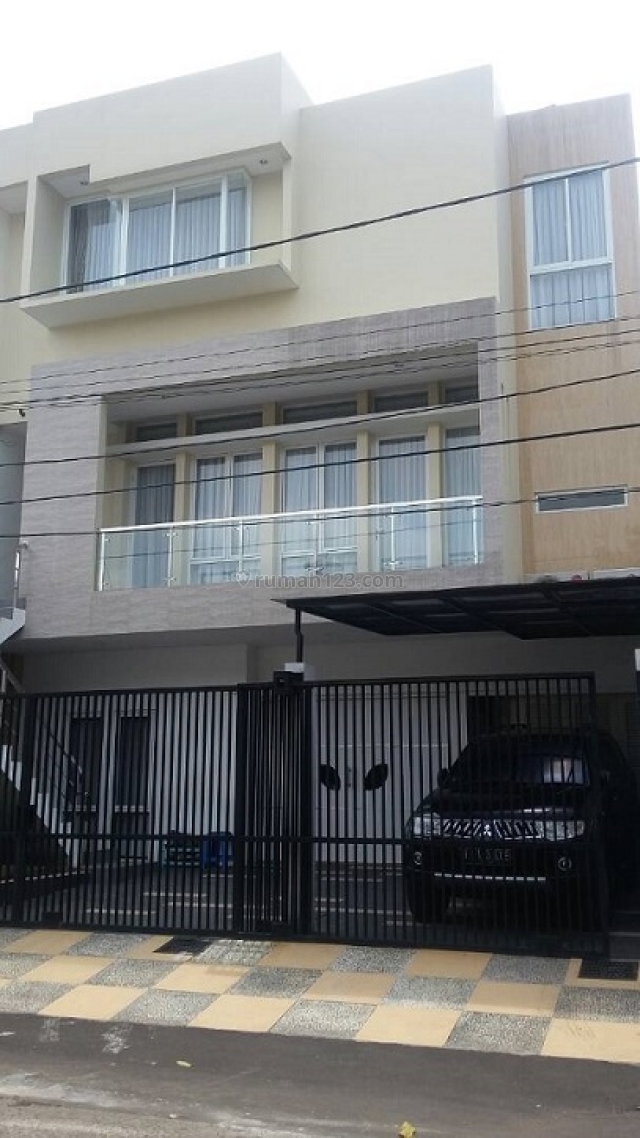 Rumah Minimalis 3 LT 10 x 20 Kelapa gading, Kelapa Gading, Jakarta Utara