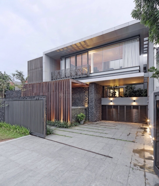 Rumah Elegant dan Mewah di Patal Senayan Jakarta Selatan, Patal Senayan, Jakarta Selatan