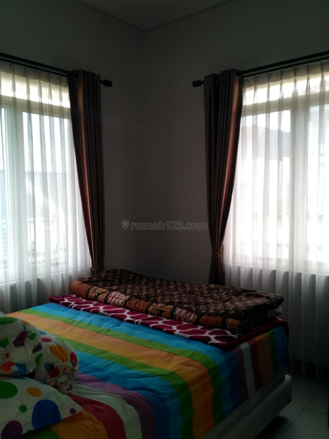 Rumah siap huni, bagus , minimalis di Kota baru Parahyangan,Bandung, Padalarang, Bandung