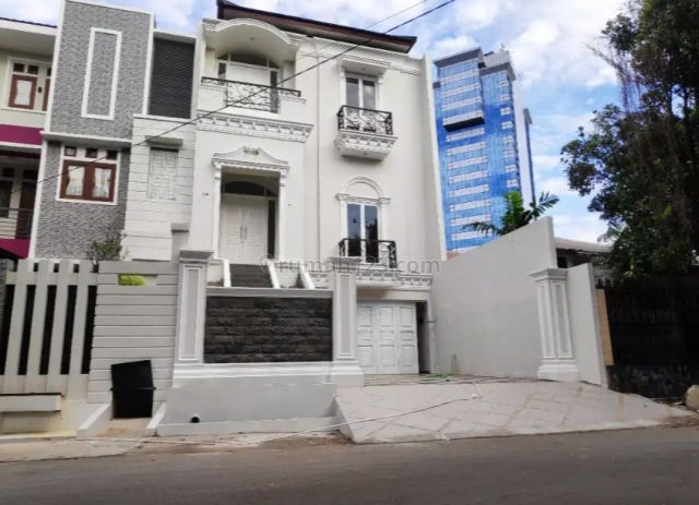 Rumah Minimalis Baru, Tebet, Jakarta Selatan