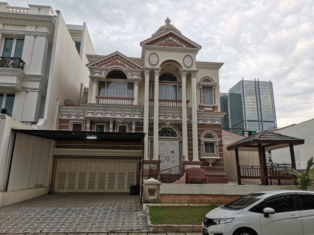 Rumah Gold Coast PIK Pantai Indah Kapuk (15x30m), Pantai Indah Kapuk, Jakarta Utara