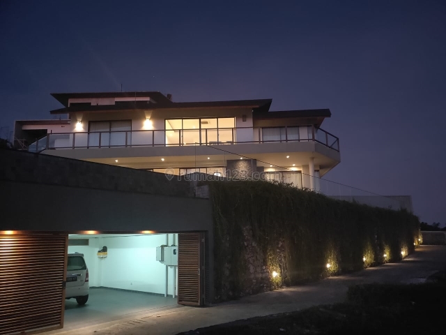 Georgeus Uluwatu Villa, Uluwatu, Badung