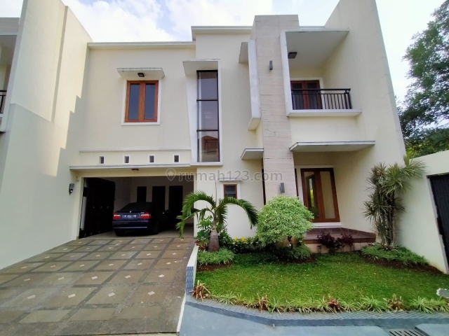 Rumah Mewah Kolam Renang Dekat TB Simatupang Cilandak Jakarta Selatan, Cilandak, Jakarta Selatan