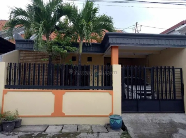 Rumah Tengah Kota Siap Huni Ngagel Tengah Surabaya, Gubeng, Surabaya