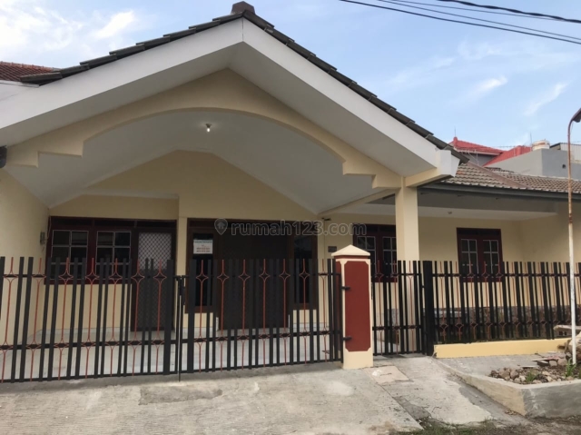Rumah di Pondok Tjandra, Sidoarjo, Waru, Sidoarjo