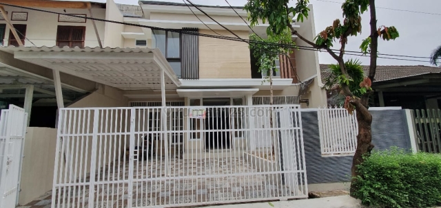 Rumah Baru Renovasi Siap Huni, Bintaro, Jakarta Selatan