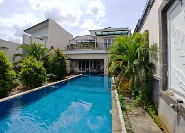 Rumah di pejaten - jakarta selatan, Pejaten, Jakarta Selatan