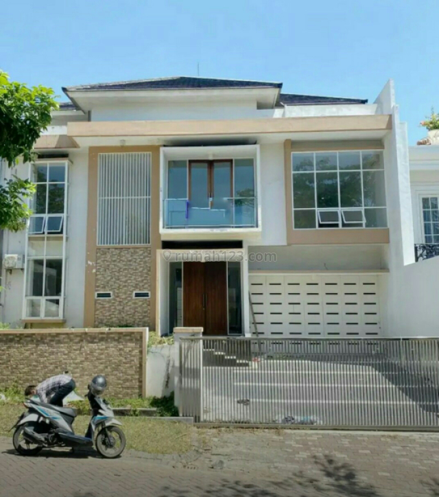 MURAH Rumah Graha Famili Surabaya Barat Modern Minimalis, Graha, Surabaya