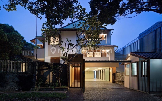 Rumah Premium Exclusive Di Lokasi Elit Strategis Pondok Indah Jakarta, Pondok Indah, Jakarta Selatan