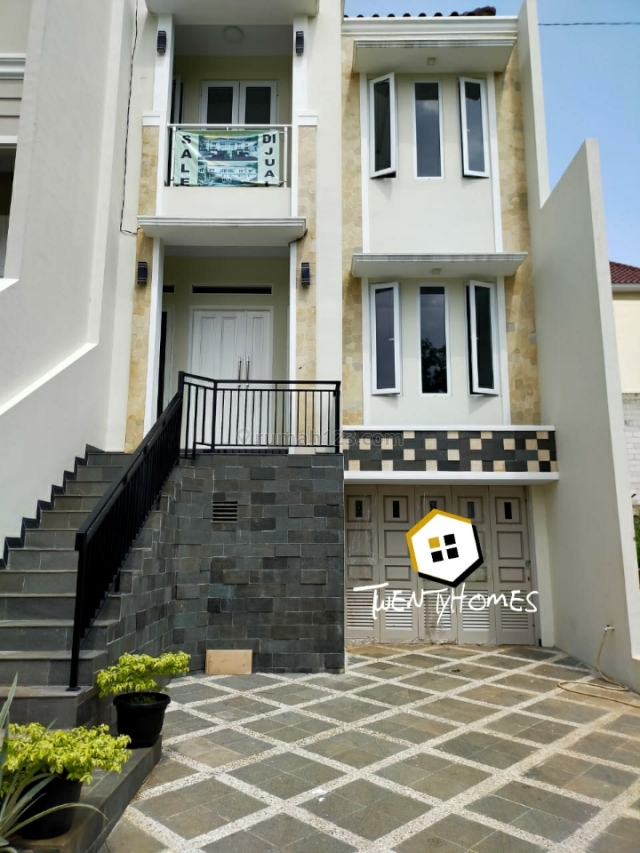 Rumah 3 lantai cluster akses 2 mobil jagakarsa, Jagakarsa, Jakarta Selatan