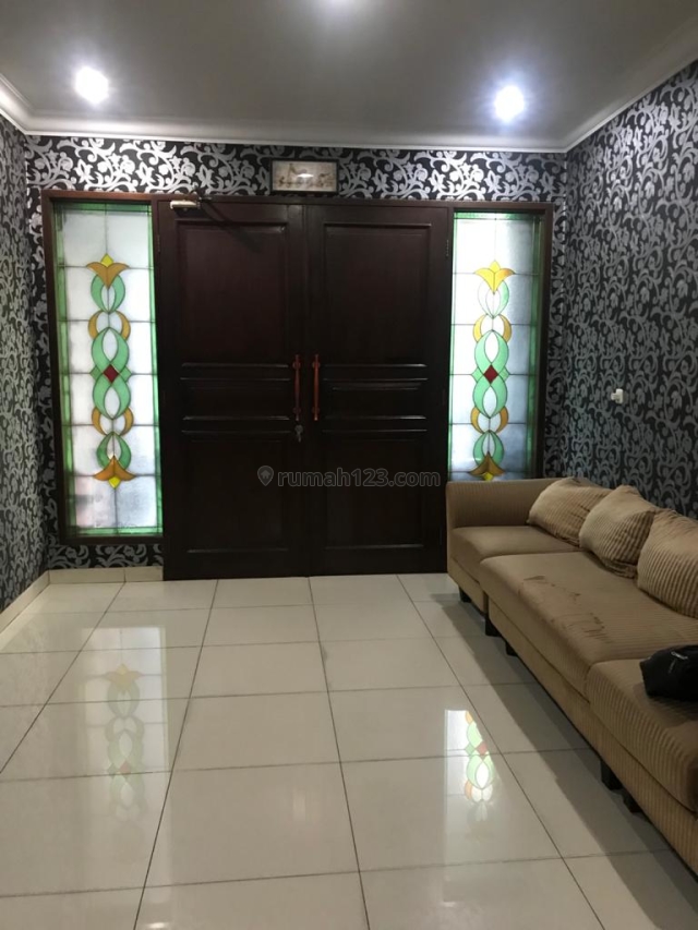 Rumah 2Lantai Luas 11x20 Type 4KT Janur Elok Kelapa Gading Jakarta Utara, Kelapa Gading, Jakarta Utara