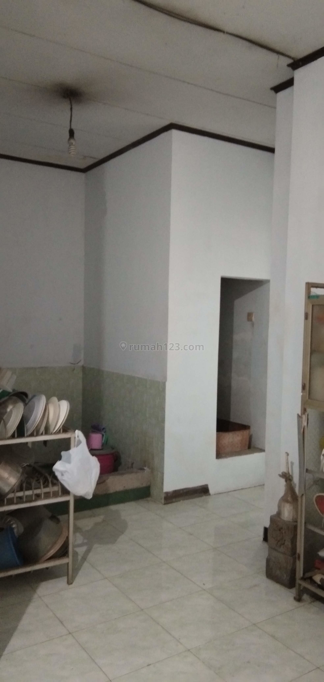 Rumah SHM Cilincing 2 Lantai Bonus Kios Siap Pakai, Cilincing, Jakarta Utara