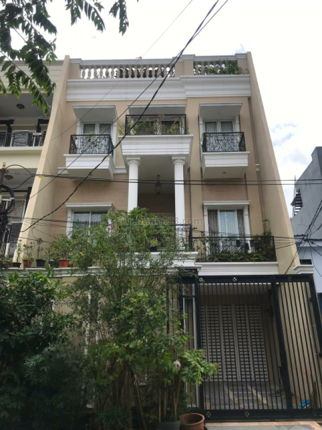Rumah Baru Siap Huni, Muara Karang, Jakarta Utara