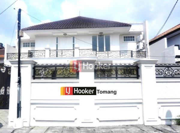 RUMAH Mewah Siap Huni Lokasi Strategis daerah Tomang Jakarta Barat, Tomang, Jakarta Barat
