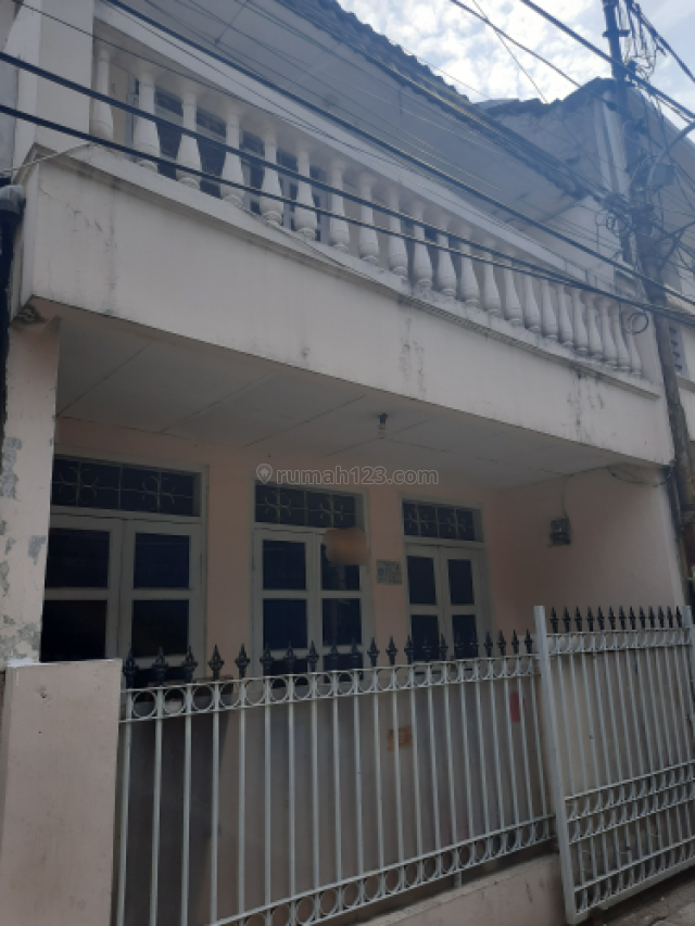 rumah sederhana dan siap pakai, Tanjung Duren, Jakarta Barat