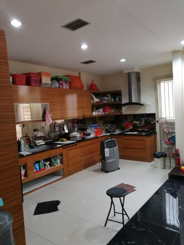 Rumah Cantik Dan siap huni, Pantai Indah Kapuk, Jakarta Utara