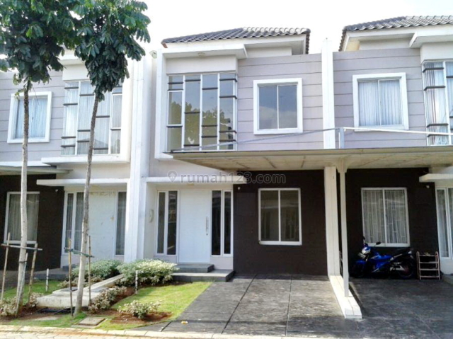 Rumah Mewah Siap Huni Cluster Favorite Harga Terjangkau, Green Lake City, Jakarta Barat