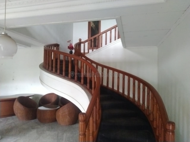 Rumah Mewah di Hegar Sari Raya, Sukajadi, Sukajadi, Bandung