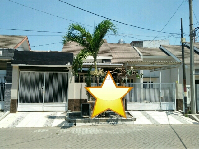 rumah full furnish style minimalis dalam cluster bisa masuk 3 mobil, Waru, Sidoarjo