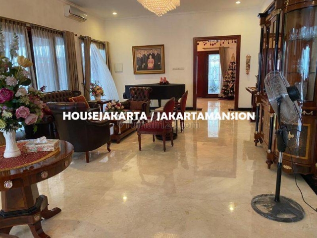 House for lease at Menteng nice and modern house, Menteng, Jakarta Pusat