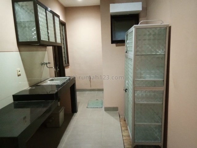 RUMAH DI GREEN LAKE CITY CLUSTER EAST ASIA 6x15 , RUMAH DI JAKARTA BARAT 6x15 , RUMAH SEMI FURNISHED DI GREEN LAKE CITY 6x15, Green Lake City, Jakarta Barat