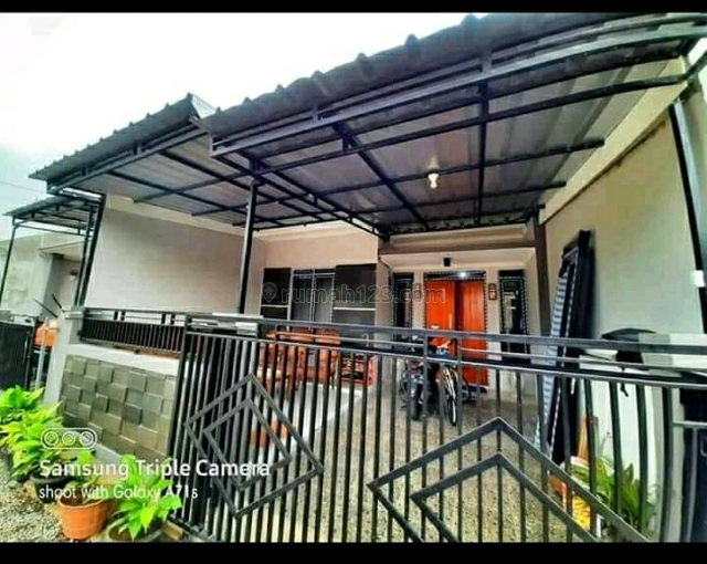 rumah asri ber lokasi pinggir jalan utama katapang, Katapang, Bandung