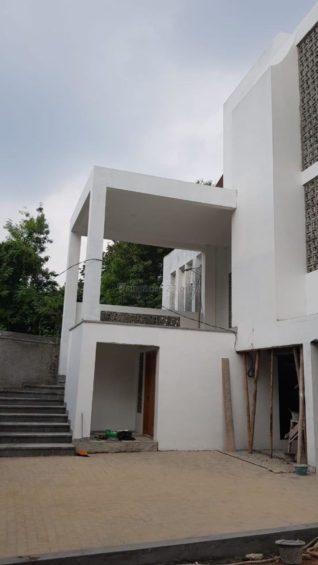 Rumah Mewah Kondisi Baru Area CIBUBUR, Cibubur, Jakarta Timur
